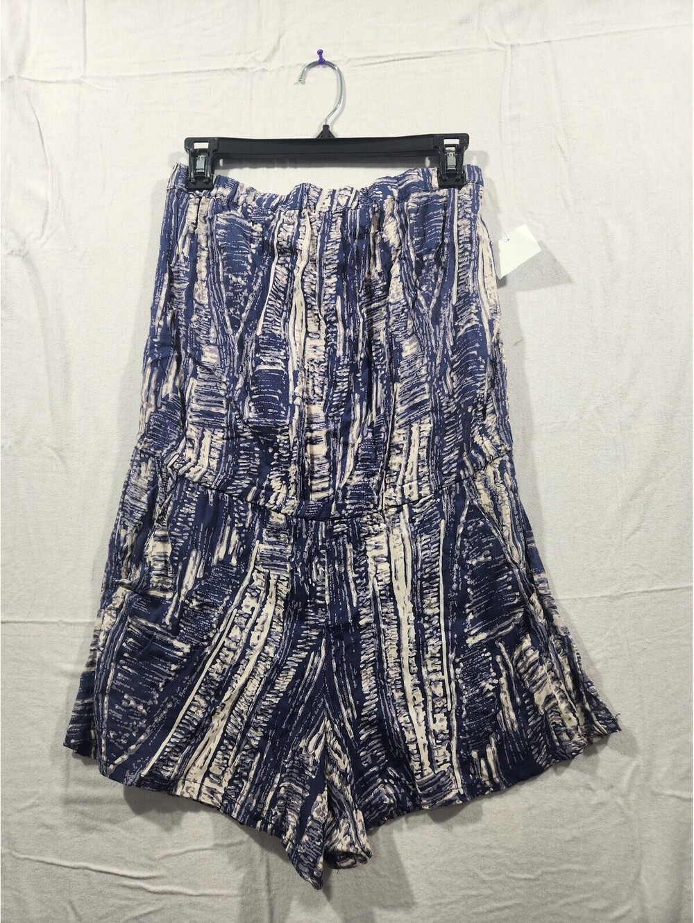 Strapless blue and white romper